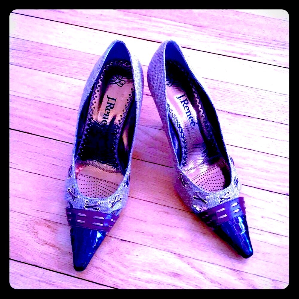 J . Renee Heels Gorgeous! 🎊